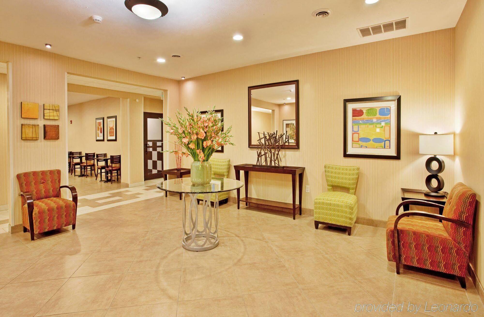 Holiday Inn Express Hotel And Suites Lincoln Airport By Ihg Zewnętrze zdjęcie