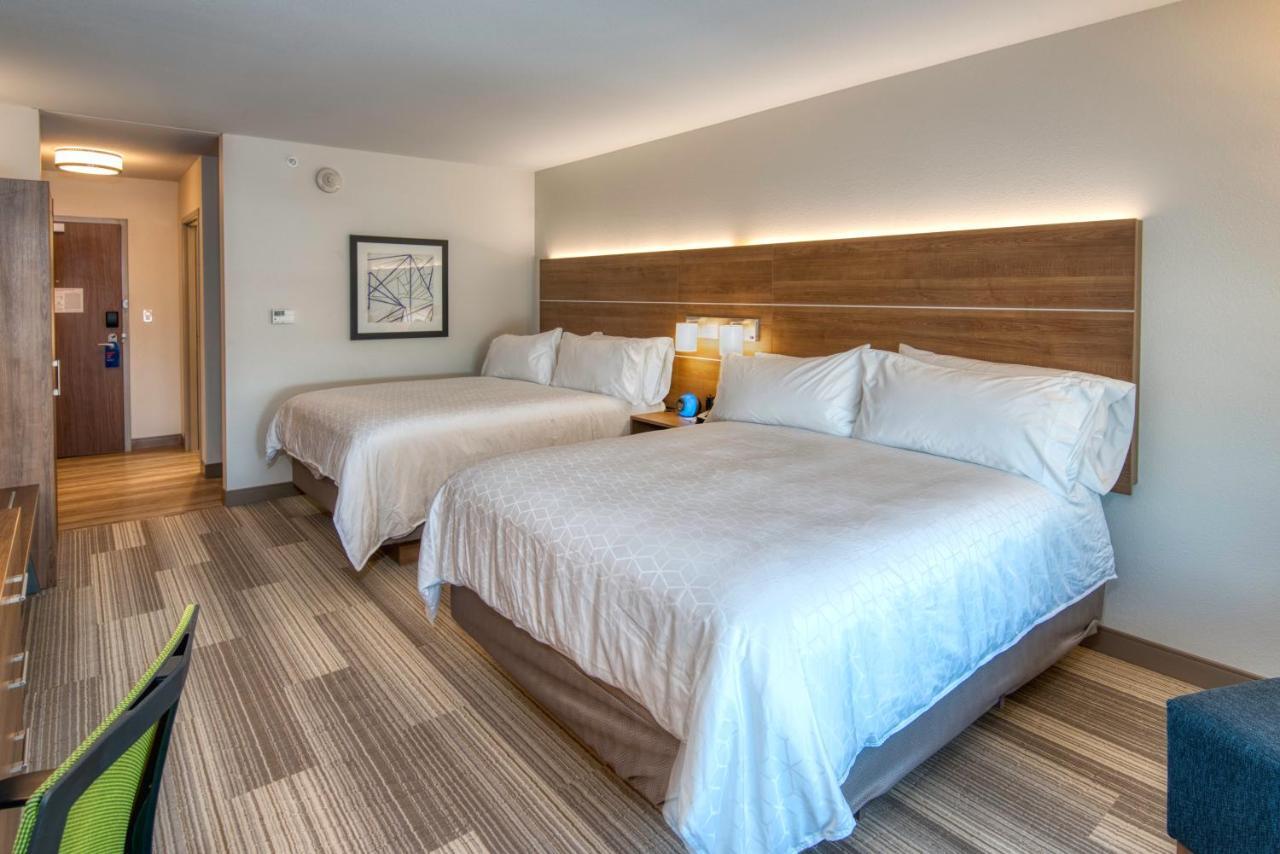Holiday Inn Express Hotel And Suites Lincoln Airport By Ihg Zewnętrze zdjęcie
